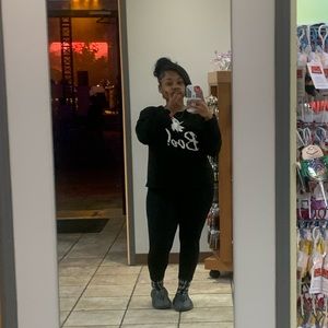 Meet your Posher, Jamese